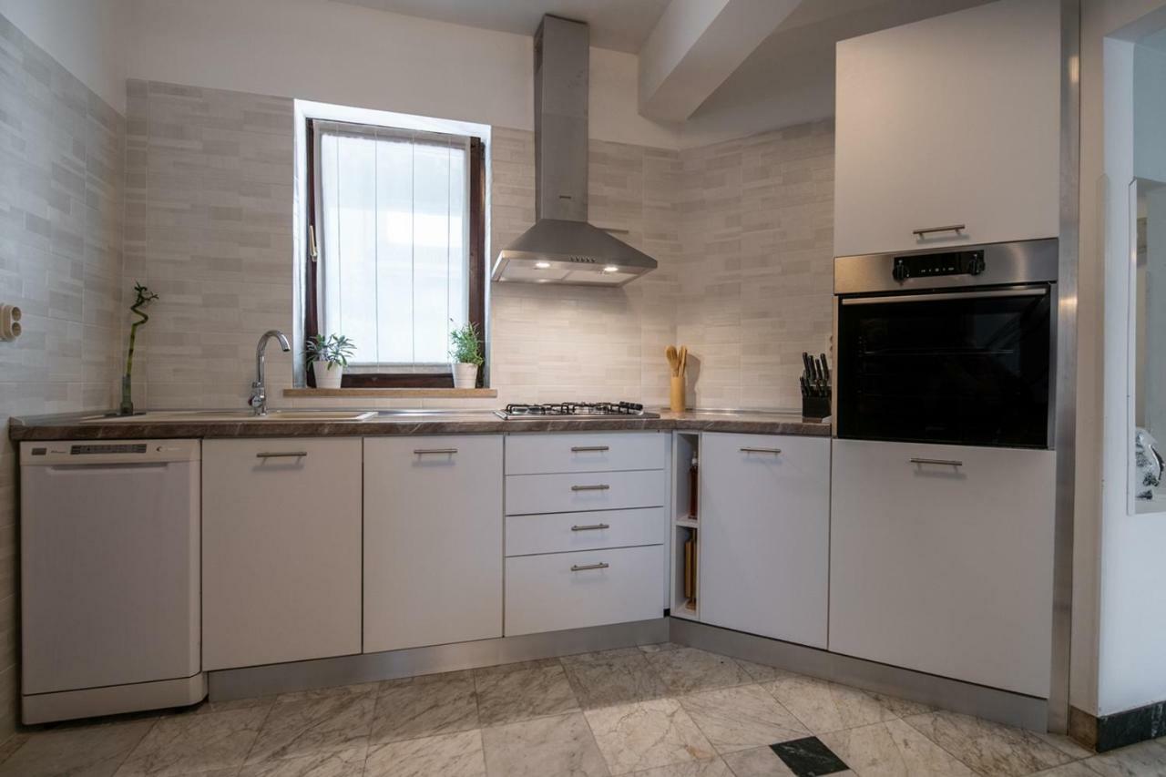 Cave Romane Apartment With Private Pool And Sea View 温克兰 外观 照片