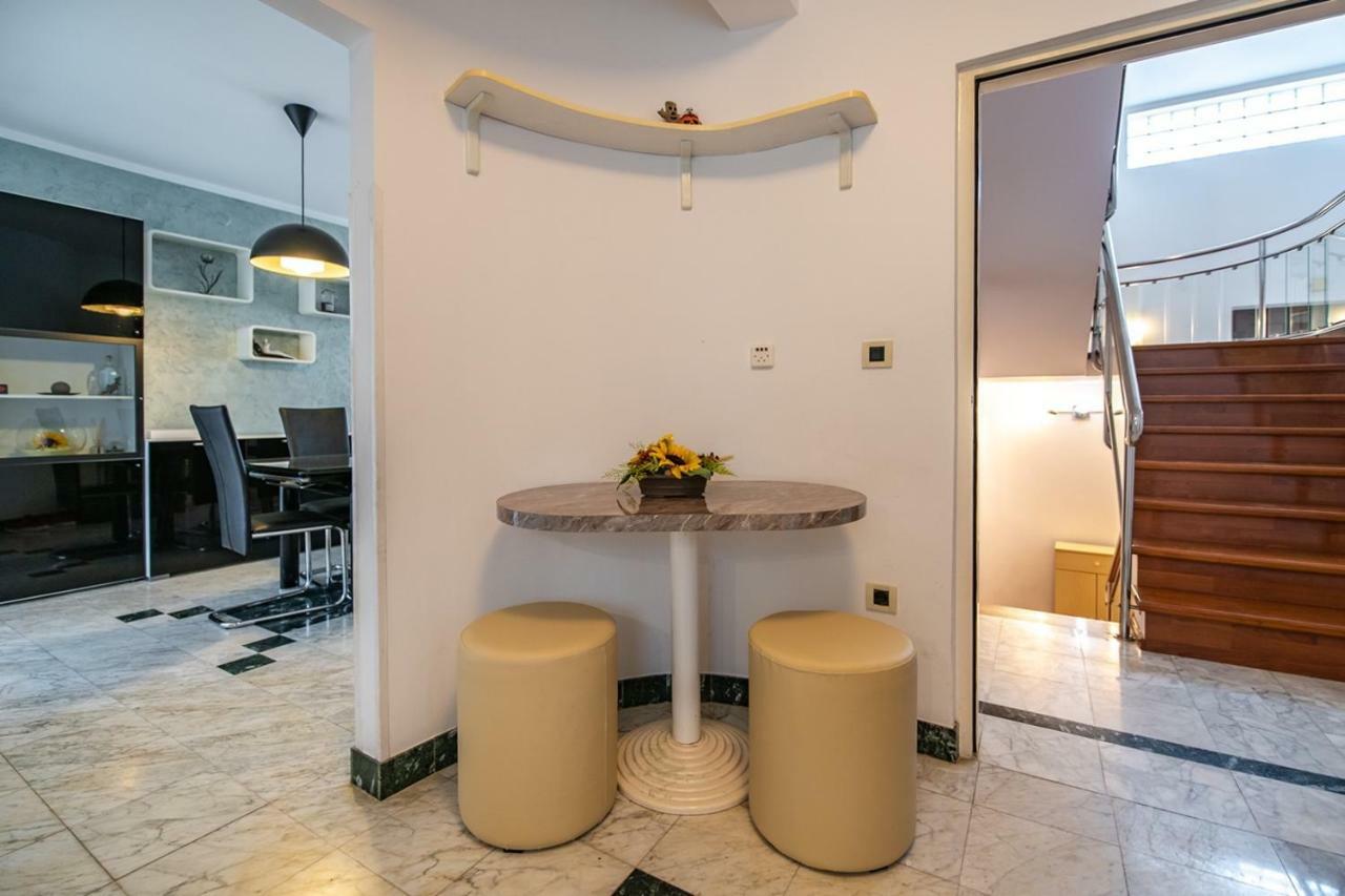 Cave Romane Apartment With Private Pool And Sea View 温克兰 外观 照片