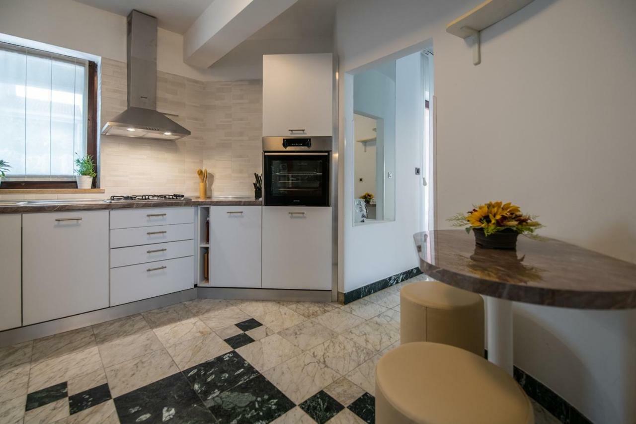 Cave Romane Apartment With Private Pool And Sea View 温克兰 外观 照片