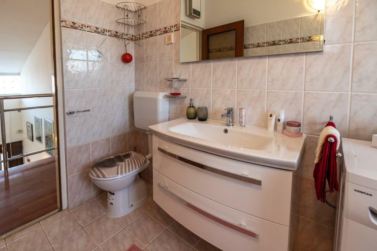 Cave Romane Apartment With Private Pool And Sea View 温克兰 外观 照片
